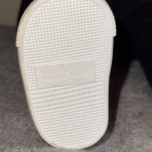 American Girl - Truly Me Doll - Picture 8 of 16